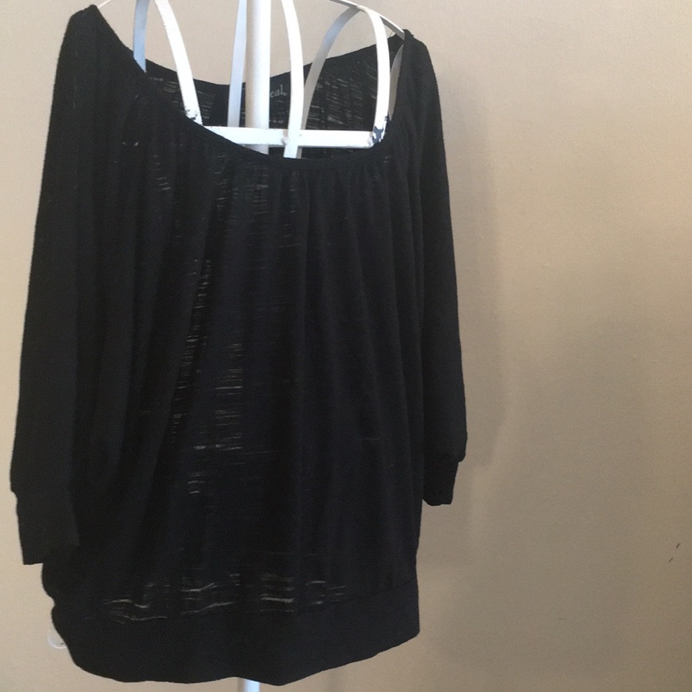 ➕$1 in 3+ Bundle! Wet Seal - Sz. M - Blk Cut-Out - Picture 4 of 6